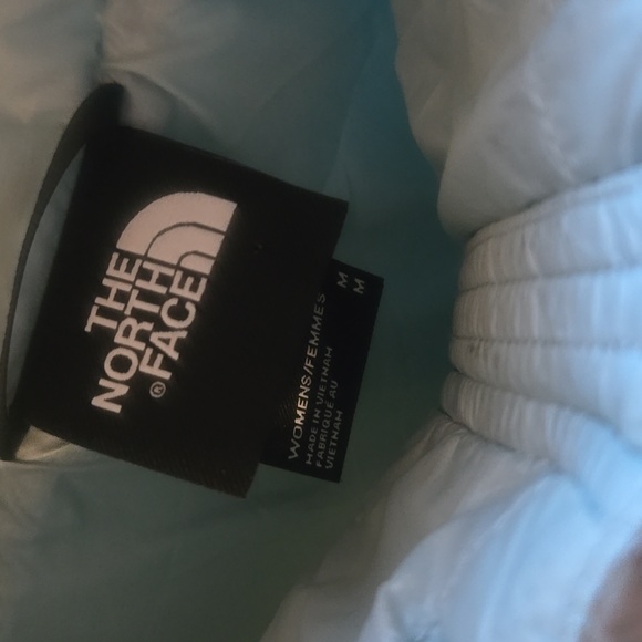 North Face Quilted Puffer - Picture 4 of 6